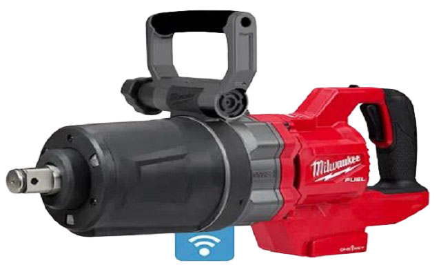 Milwaukee D-Handle High Torque Impact Wrench for 9/16 Inch Diameter x 7-7/8 Inch Long HSS Wood Auger Bit